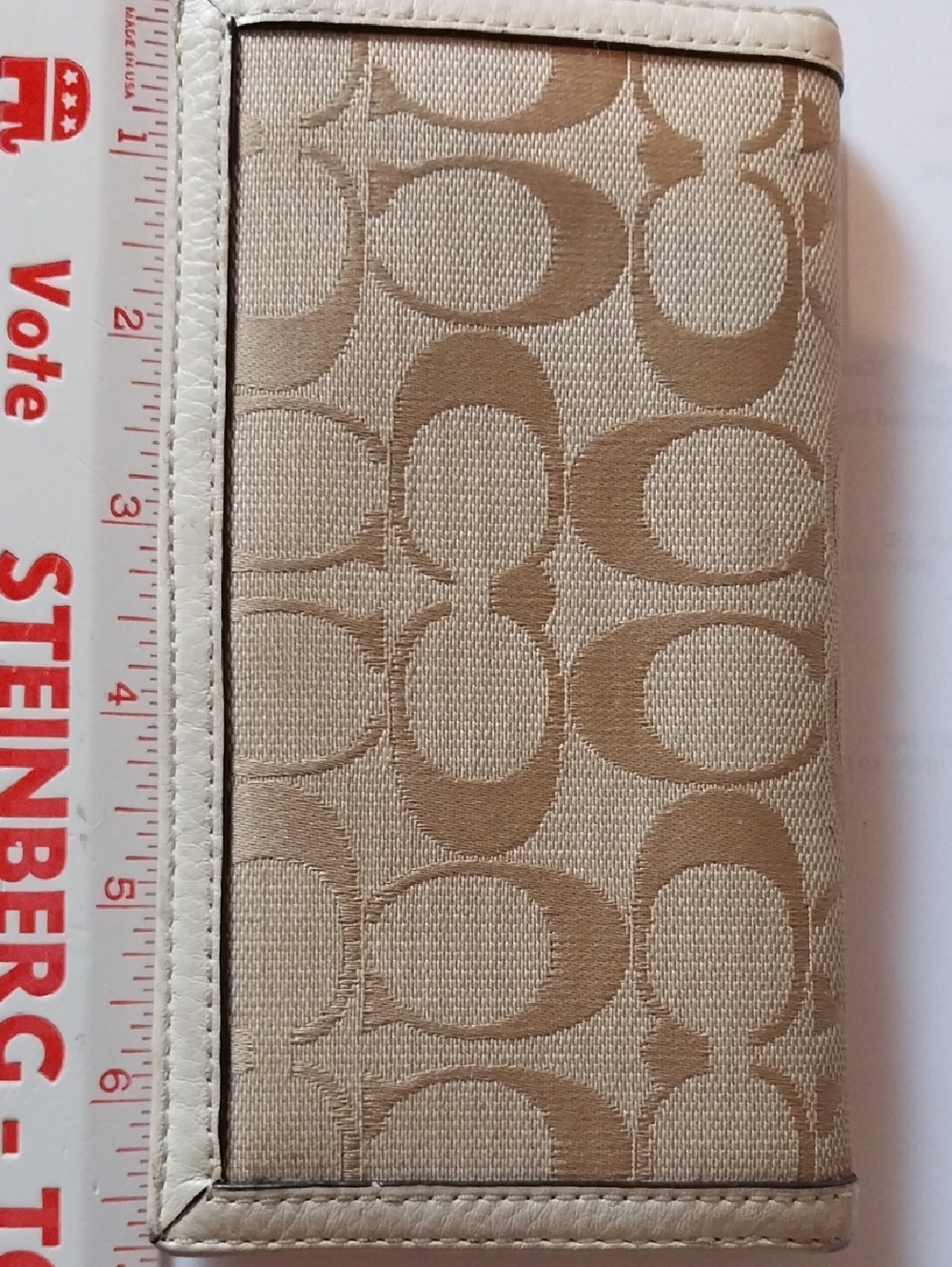 Coach Khaki sgnature Canvas checkbook Case with biege leather Trim
